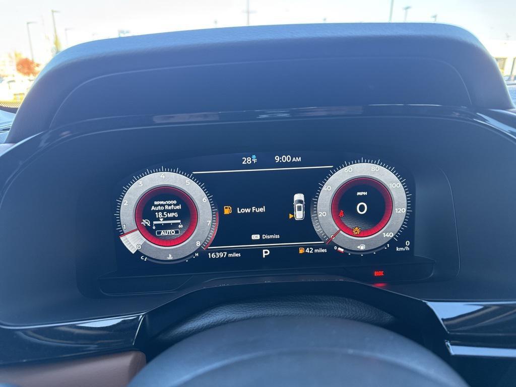 used 2024 Nissan Pathfinder car, priced at $35,954