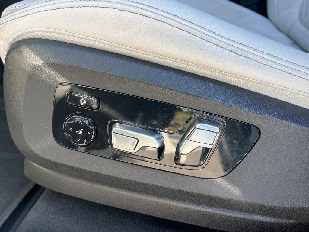 used 2023 BMW X7 car, priced at $53,888