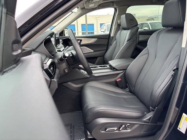 used 2025 Acura MDX car, priced at $48,999