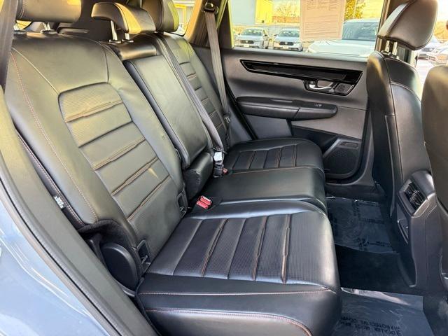 used 2025 Honda CR-V Hybrid car, priced at $39,300