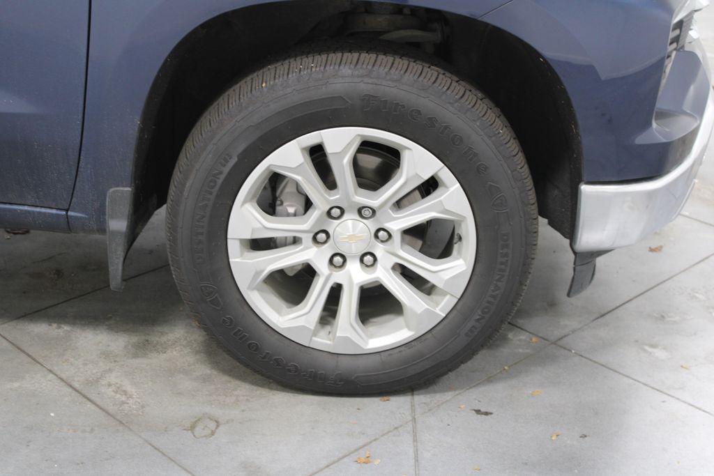 used 2023 Chevrolet Silverado 1500 car, priced at $33,000