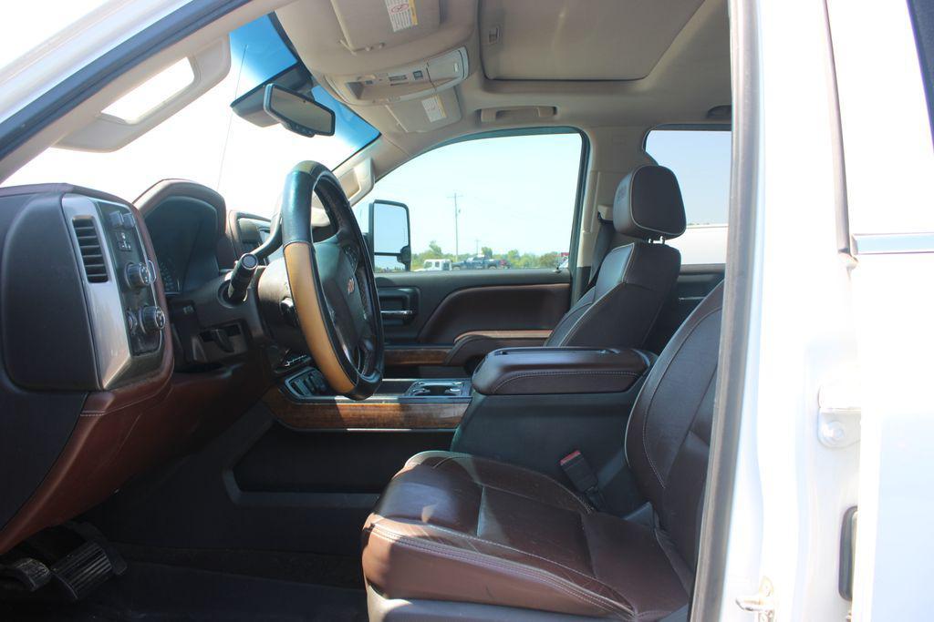 used 2015 Chevrolet Silverado 2500 car, priced at $33,858