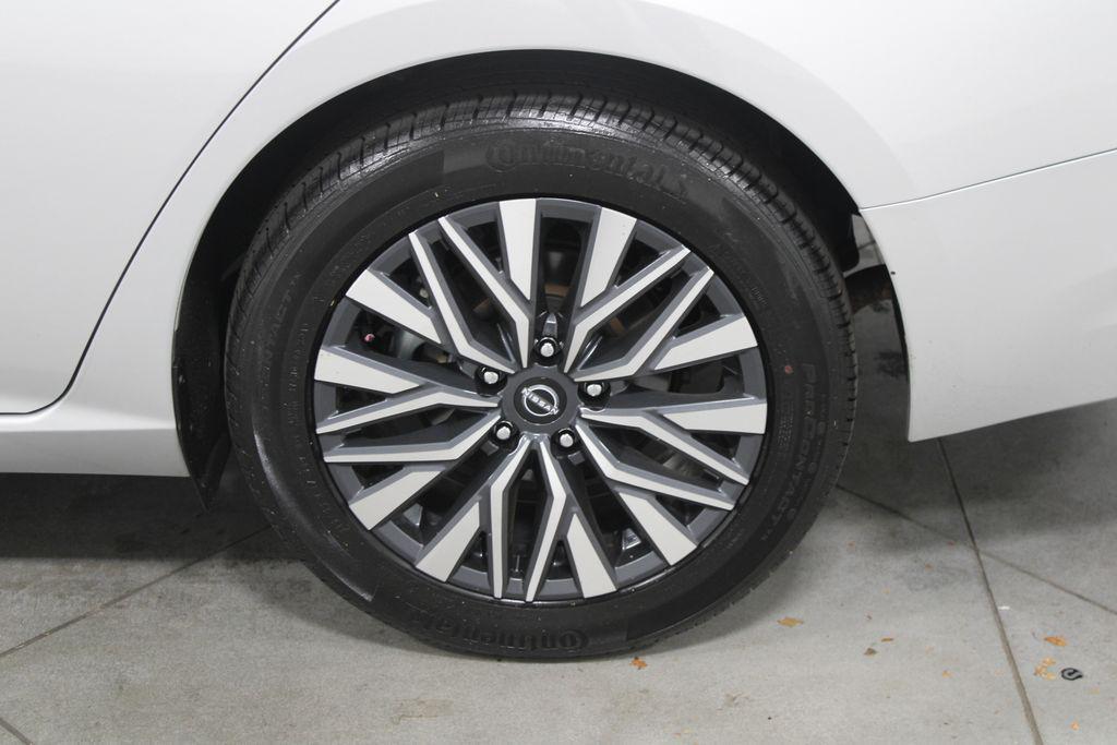 used 2024 Nissan Altima car, priced at $20,188