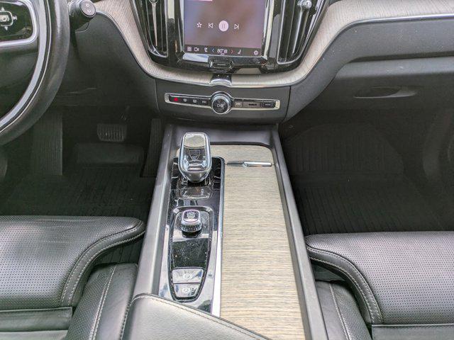 used 2022 Volvo XC60 car, priced at $23,911