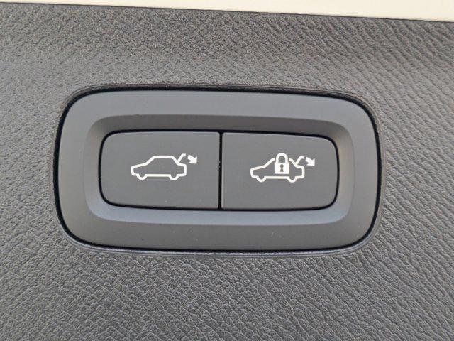 new 2025 Volvo XC90 Plug-In Hybrid car, priced at $73,045