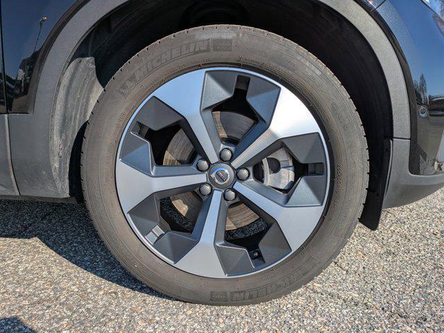 used 2025 Volvo XC40 car, priced at $32,645