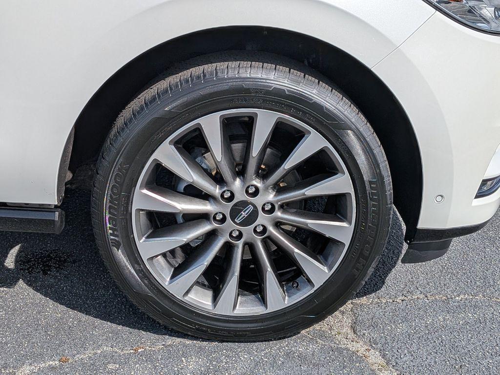 used 2021 Lincoln Navigator car, priced at $53,899