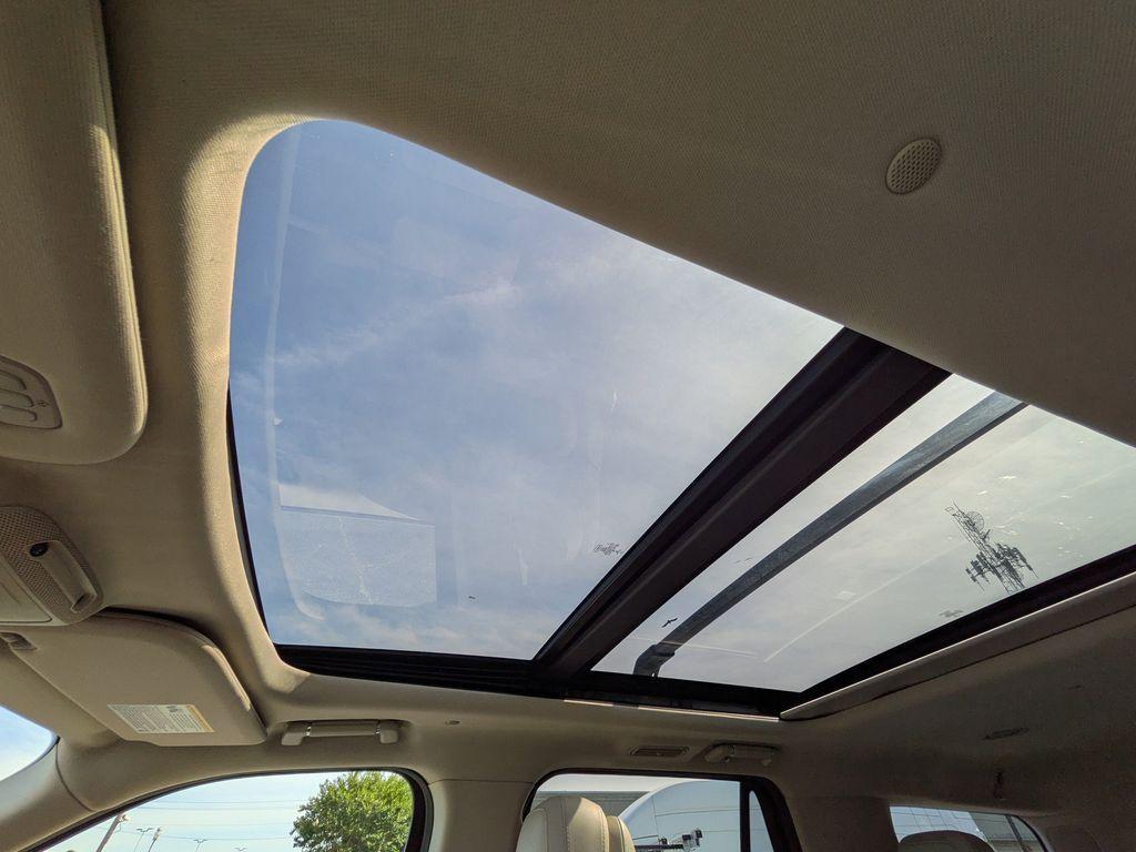 used 2021 Lincoln Navigator car, priced at $53,899