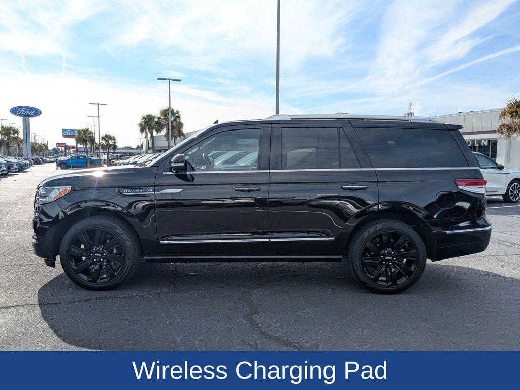 used 2024 Lincoln Navigator car, priced at $69,500
