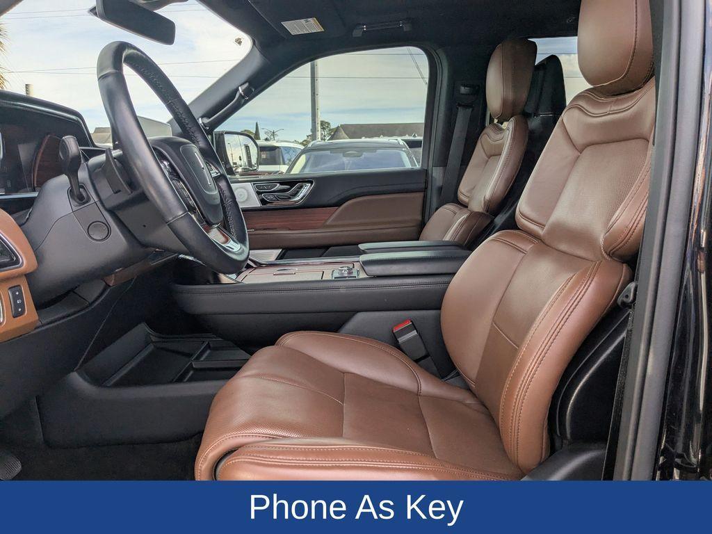 used 2024 Lincoln Navigator car, priced at $69,500