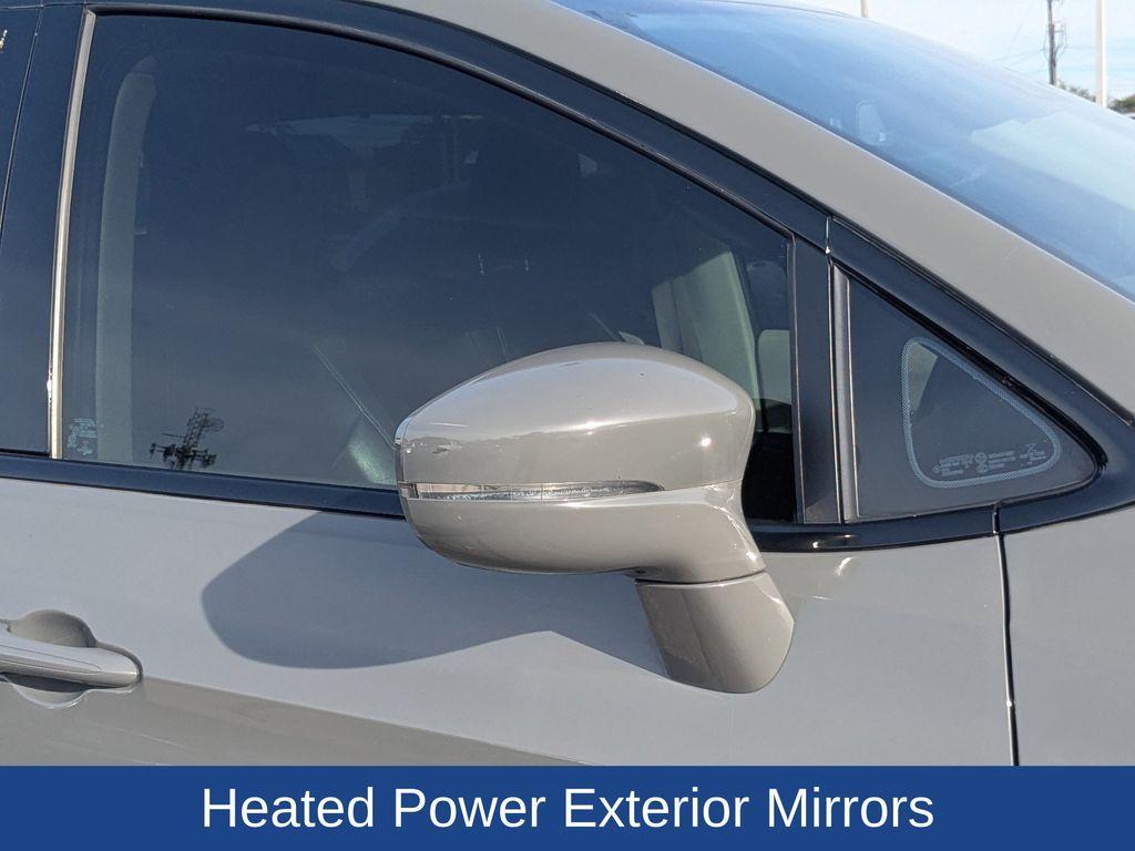 used 2022 Chrysler Pacifica car, priced at $18,500