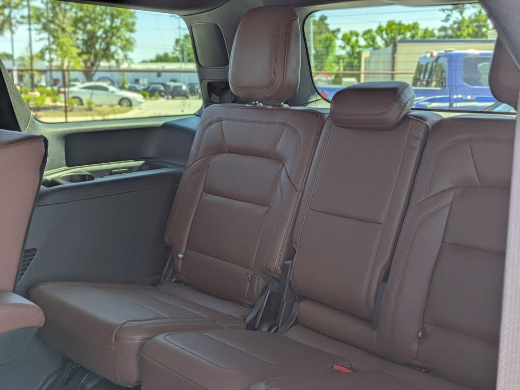 used 2025 Lincoln Navigator car, priced at $93,399