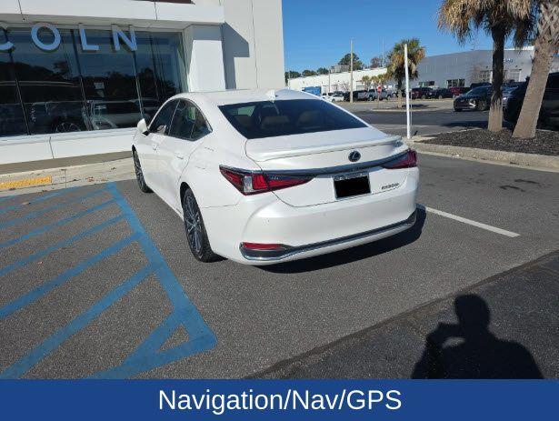 used 2022 Lexus ES 300h car, priced at $35,500