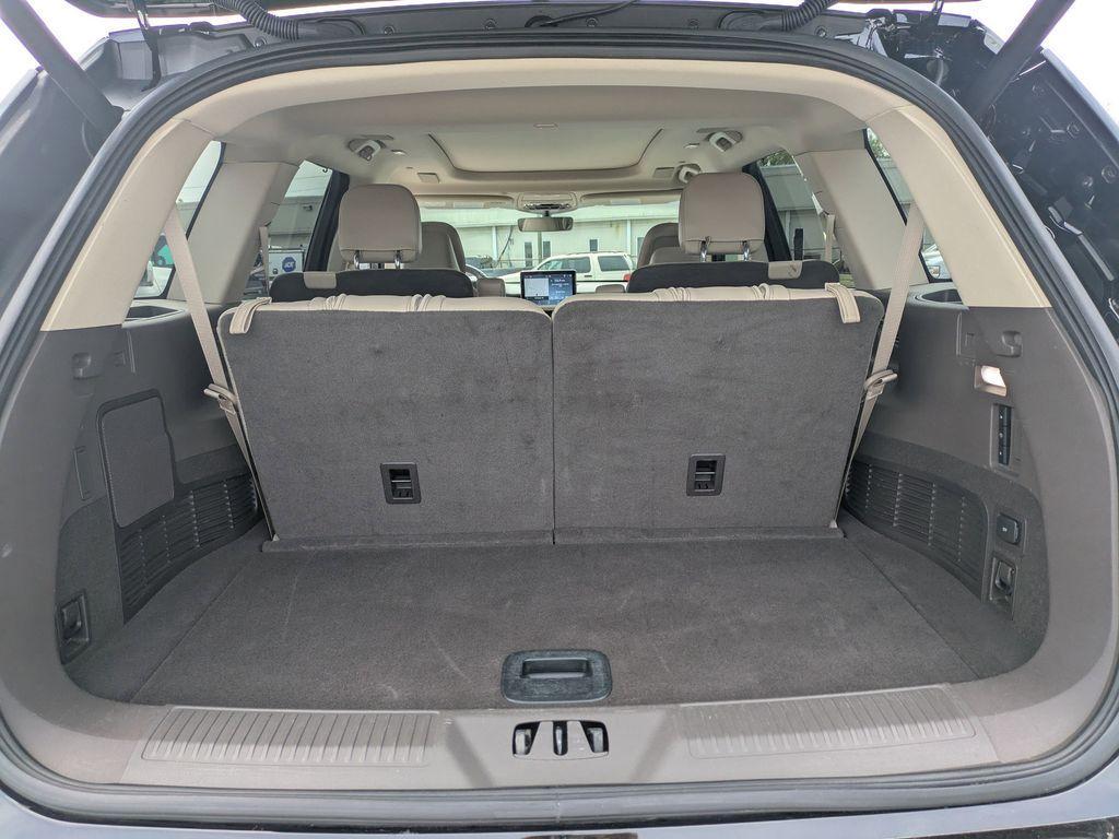 used 2022 Lincoln Aviator car, priced at $45,399