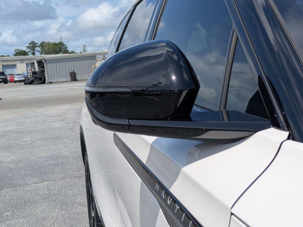 used 2024 Lincoln Nautilus car, priced at $45,399