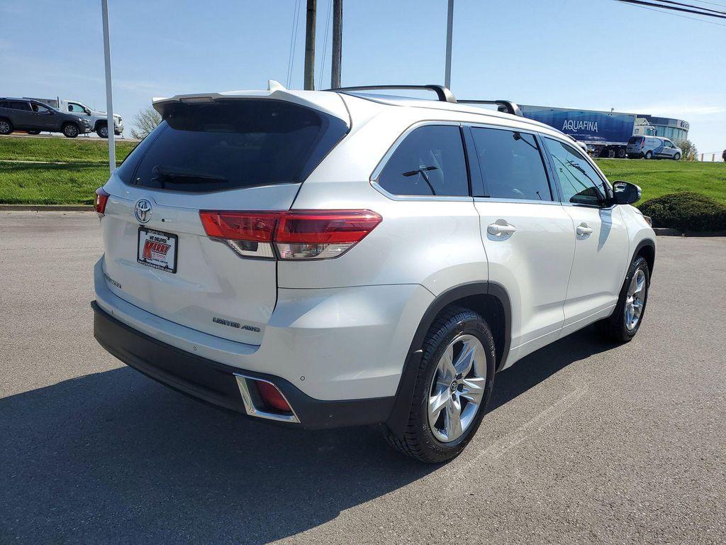 used 2019 Toyota Highlander car, priced at $29,750