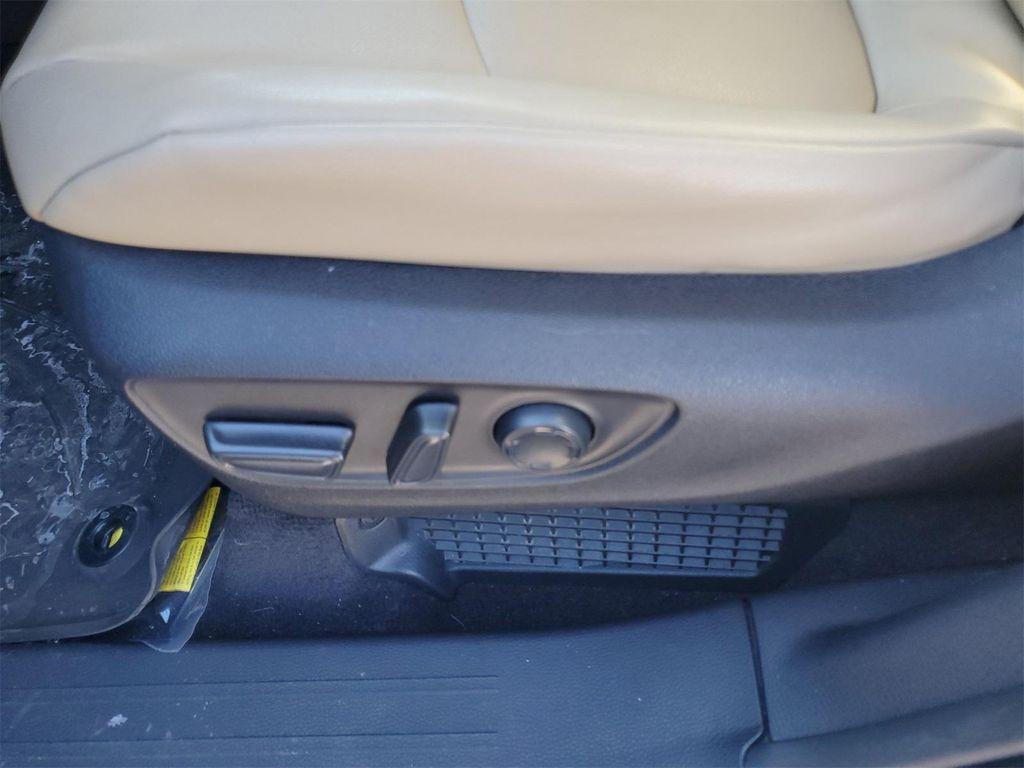 used 2022 Toyota Sienna car, priced at $38,549