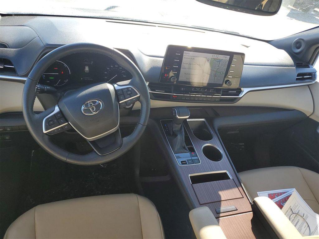 used 2022 Toyota Sienna car, priced at $38,549