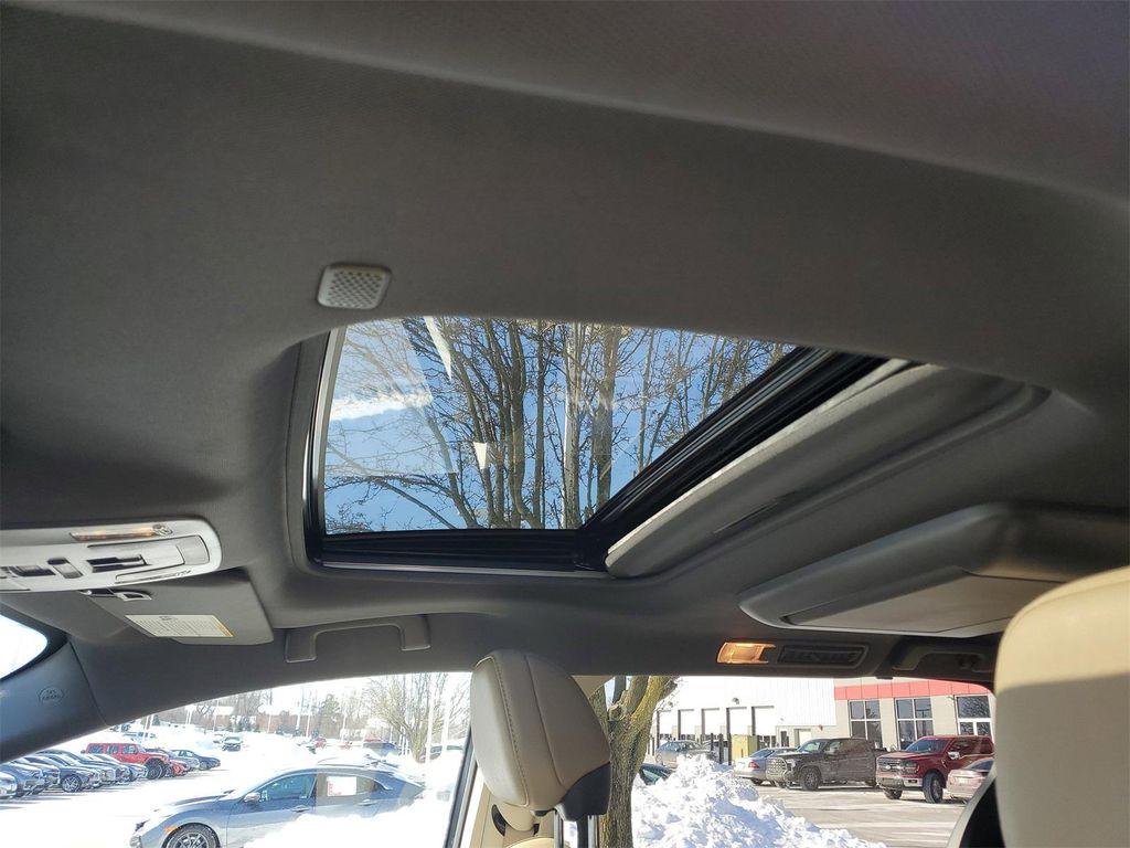 used 2022 Toyota Sienna car, priced at $38,549