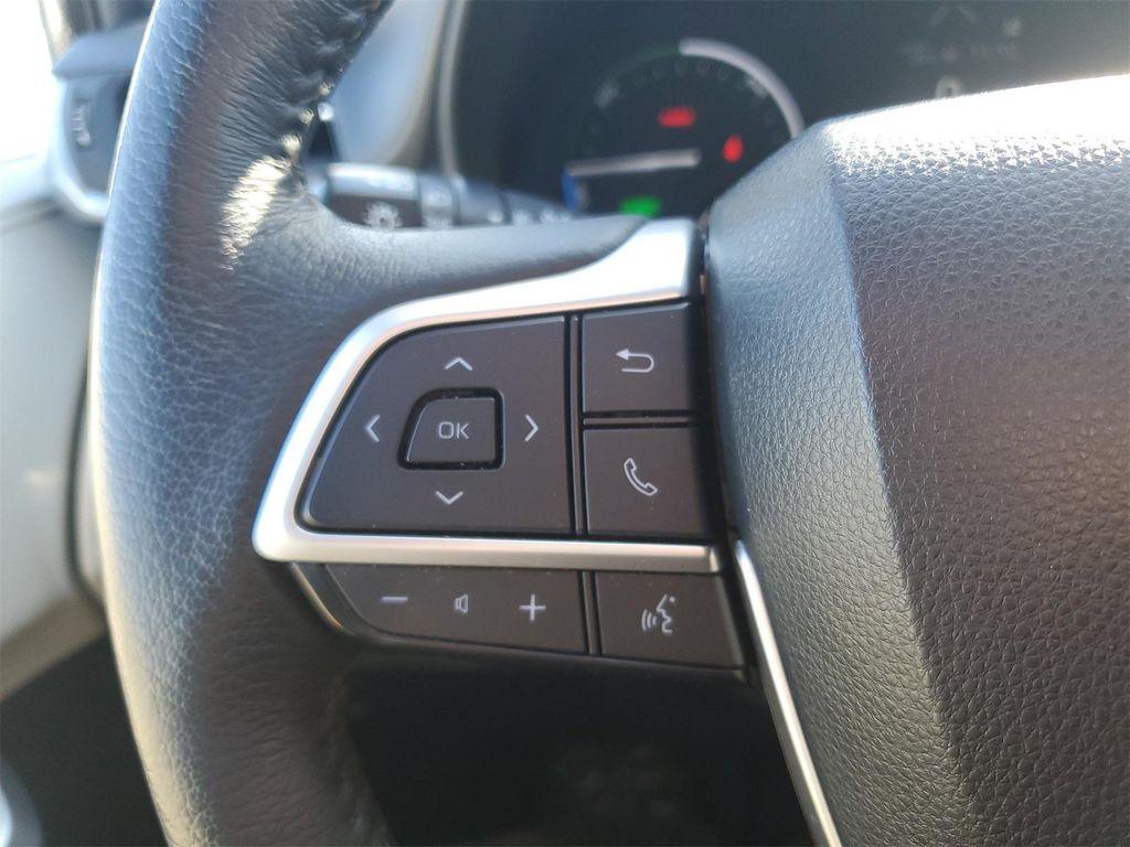 used 2022 Toyota Sienna car, priced at $38,549