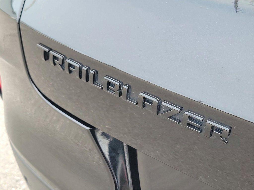 used 2025 Chevrolet TrailBlazer car, priced at $22,940
