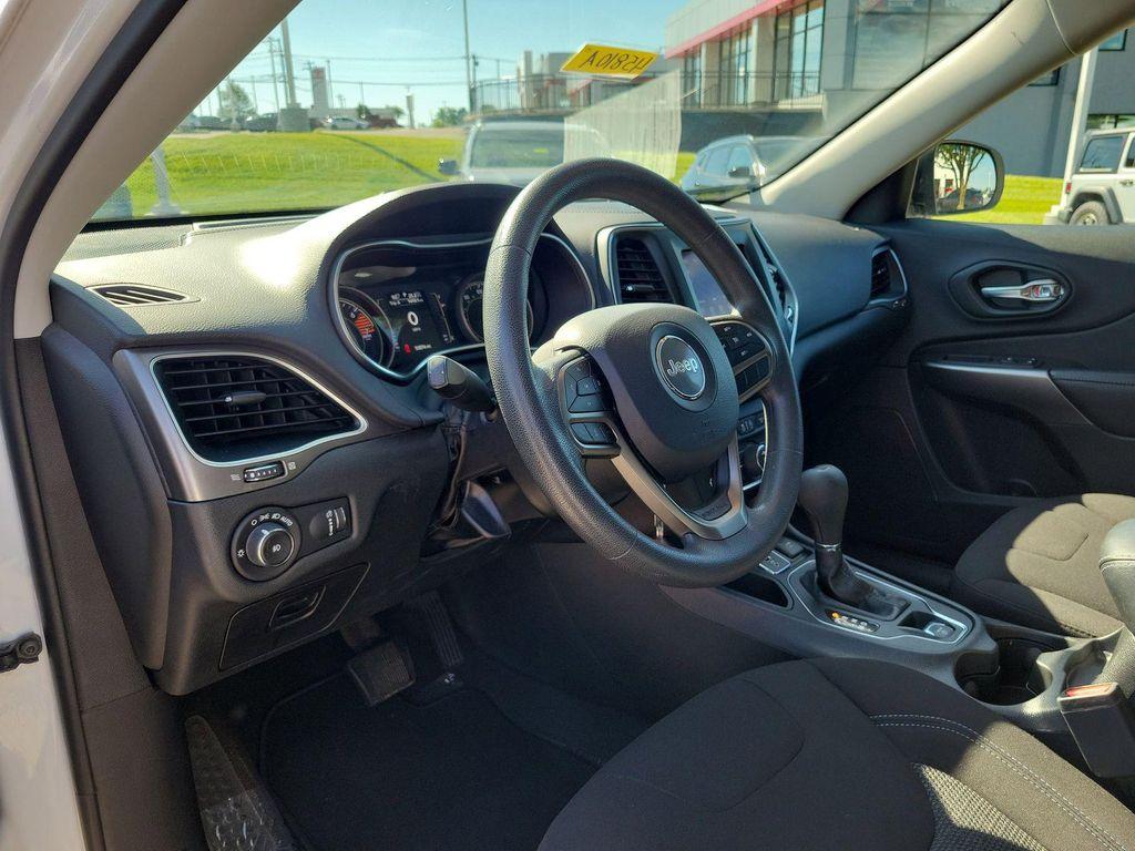 used 2019 Jeep Cherokee car, priced at $16,950