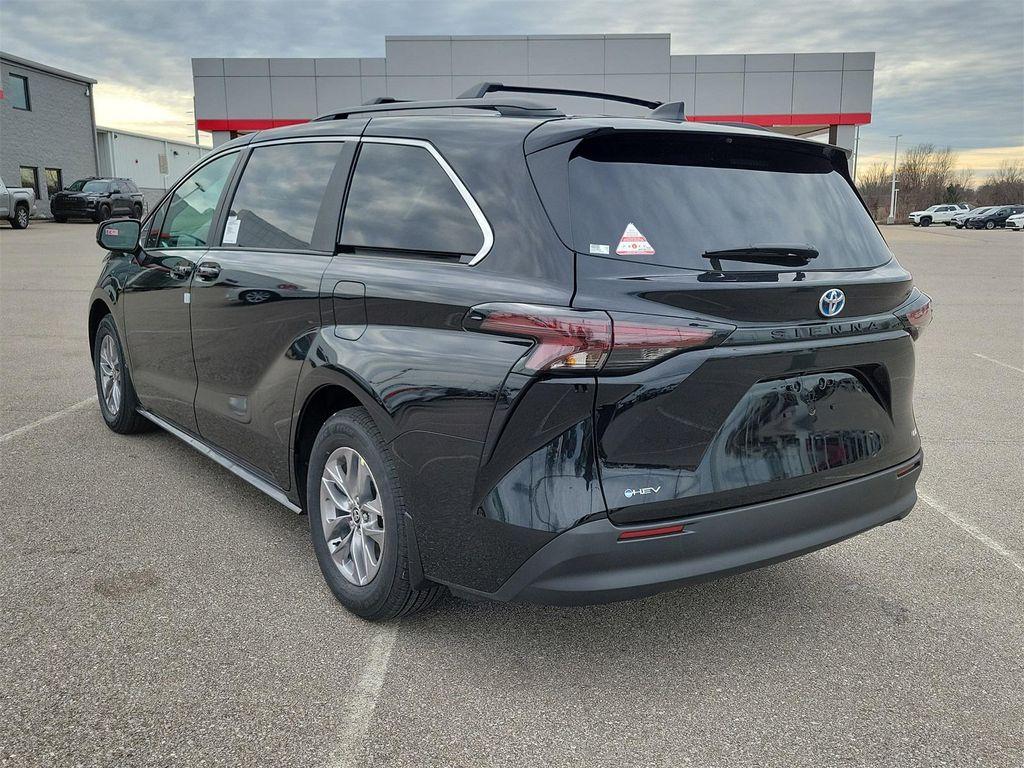 new 2025 Toyota Sienna car, priced at $42,220
