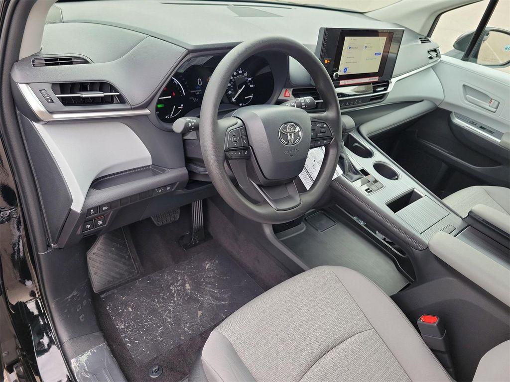 new 2025 Toyota Sienna car, priced at $42,220