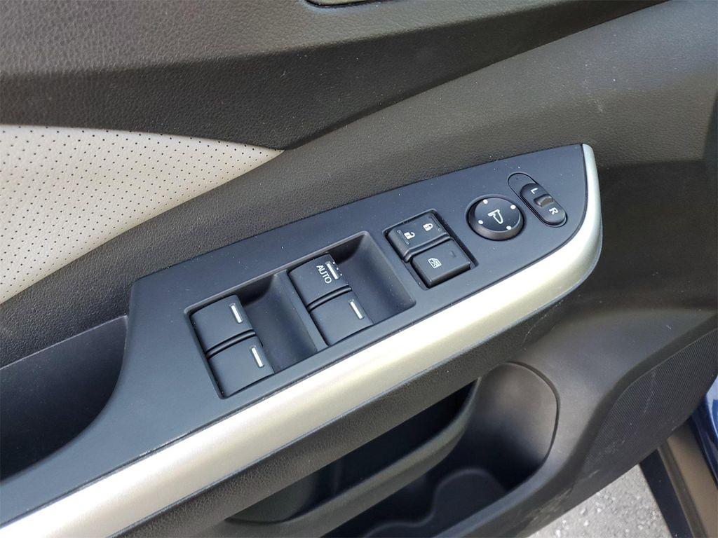 used 2015 Honda CR-V car, priced at $10,950
