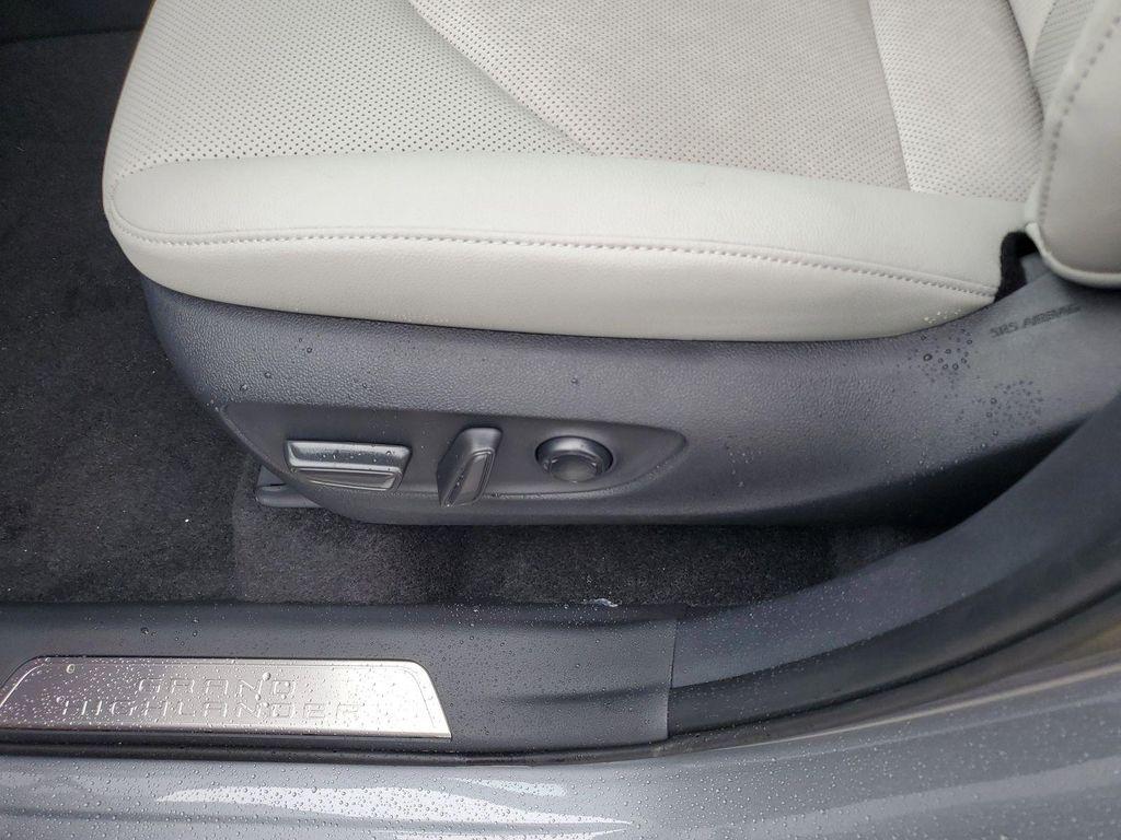 new 2026 Toyota Grand Highlander Hybrid car, priced at $66,315