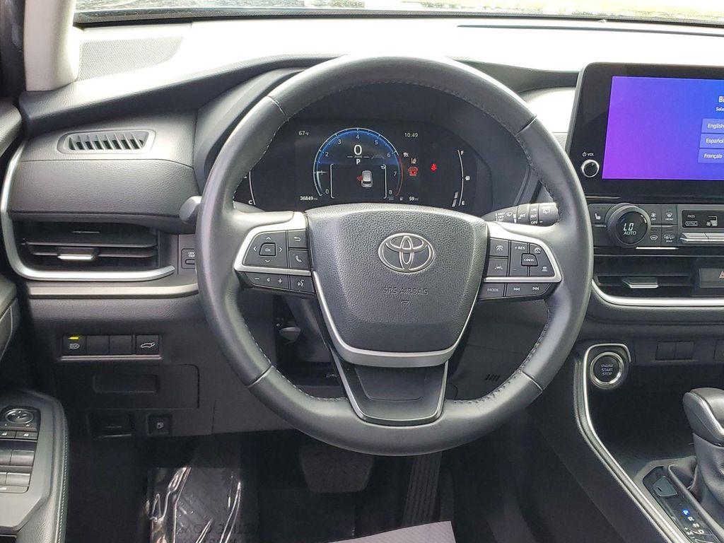 used 2025 Toyota Grand Highlander car, priced at $45,940