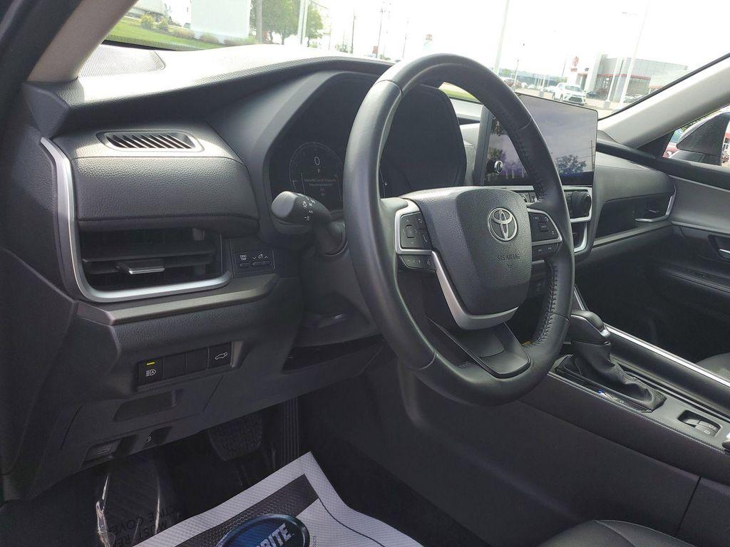 used 2025 Toyota Grand Highlander car, priced at $45,940