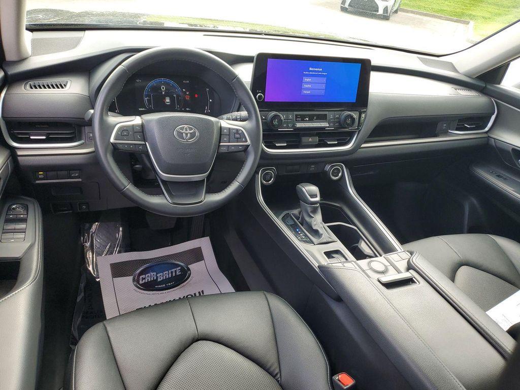 used 2025 Toyota Grand Highlander car, priced at $45,940