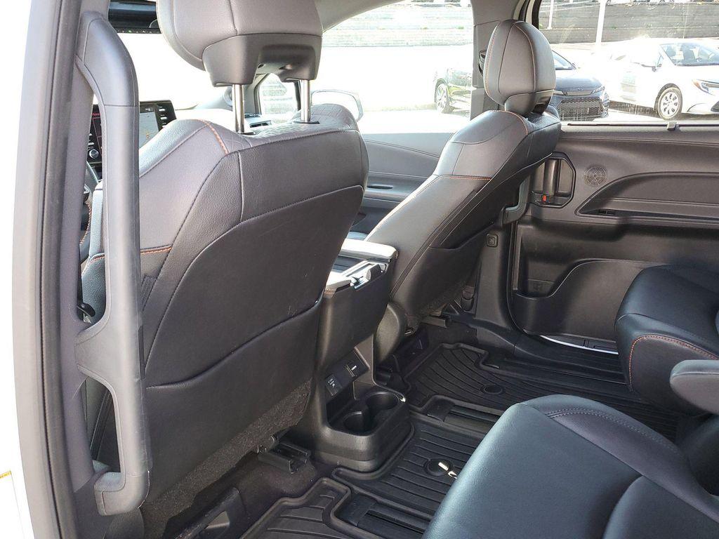 used 2024 Toyota Sienna car, priced at $45,950