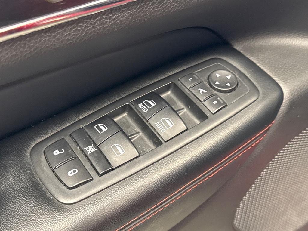 used 2017 Jeep Grand Cherokee car, priced at $12,940