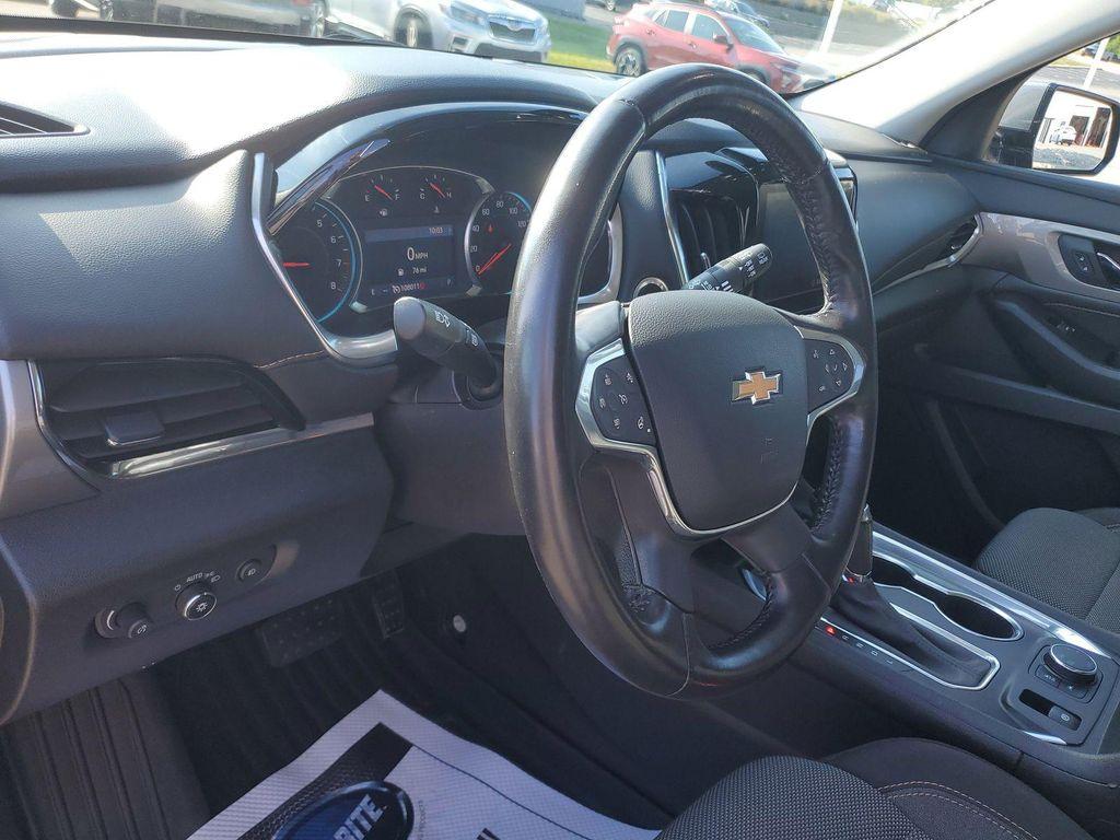 used 2020 Chevrolet Traverse car, priced at $12,399