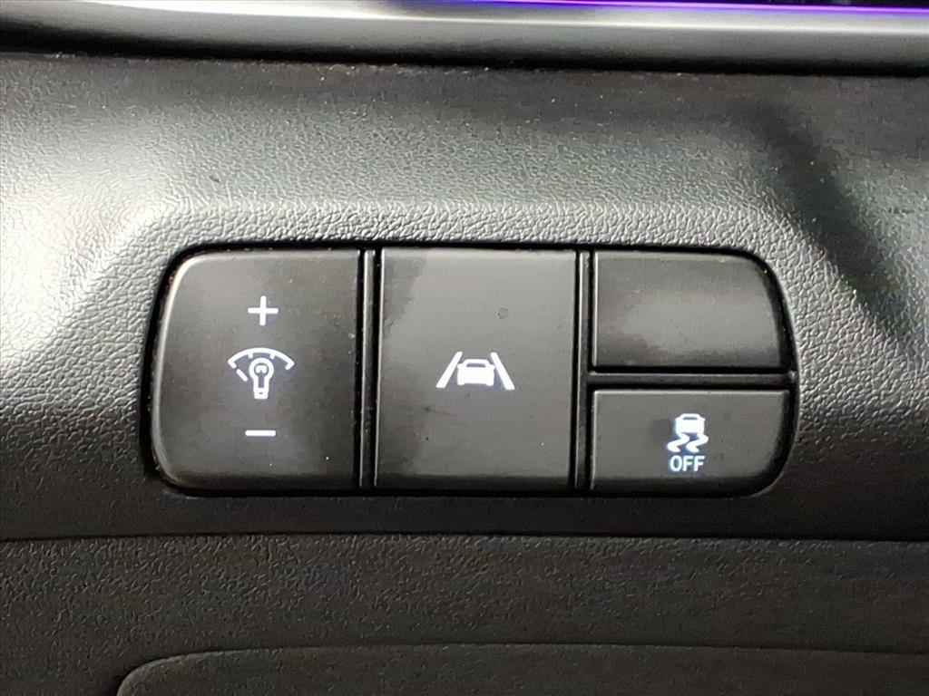 used 2021 Hyundai Elantra car, priced at $15,949