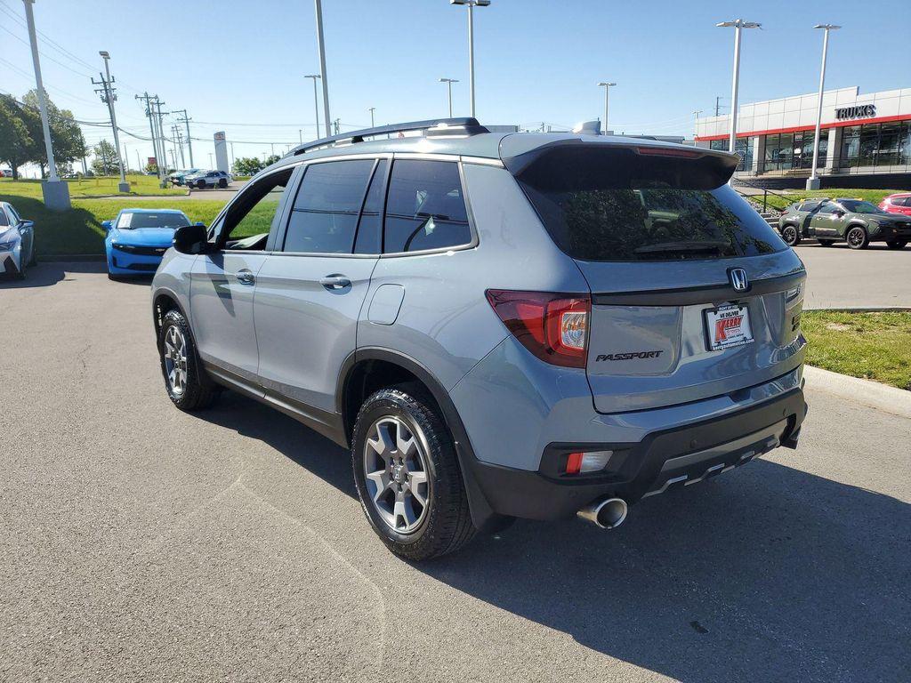 used 2022 Honda Passport car, priced at $26,950
