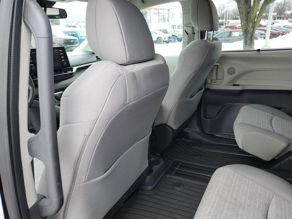 used 2023 Toyota Sienna car, priced at $36,950