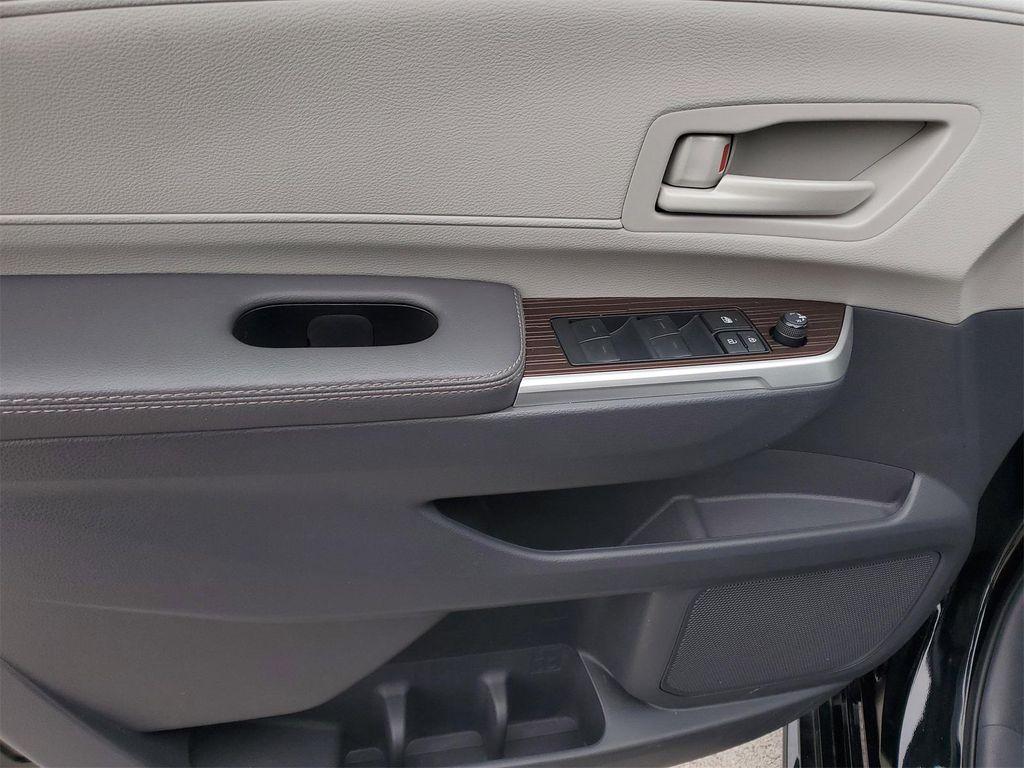 used 2023 Toyota Sienna car, priced at $36,950