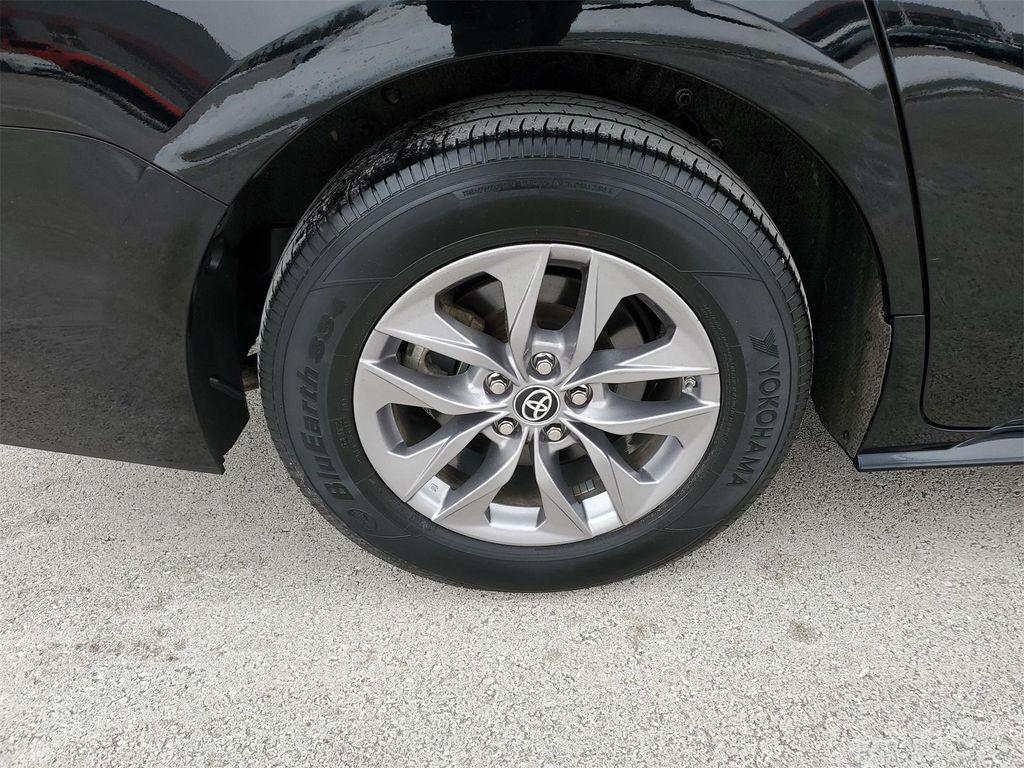 used 2023 Toyota Sienna car, priced at $36,950