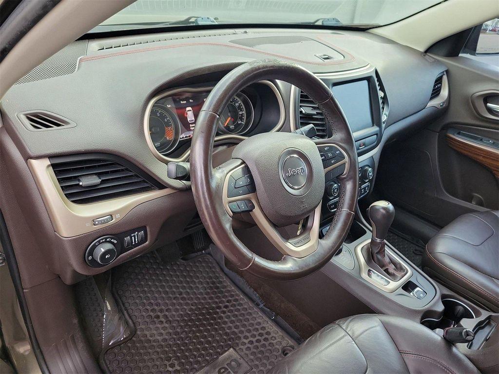 used 2015 Jeep Cherokee car, priced at $6,550