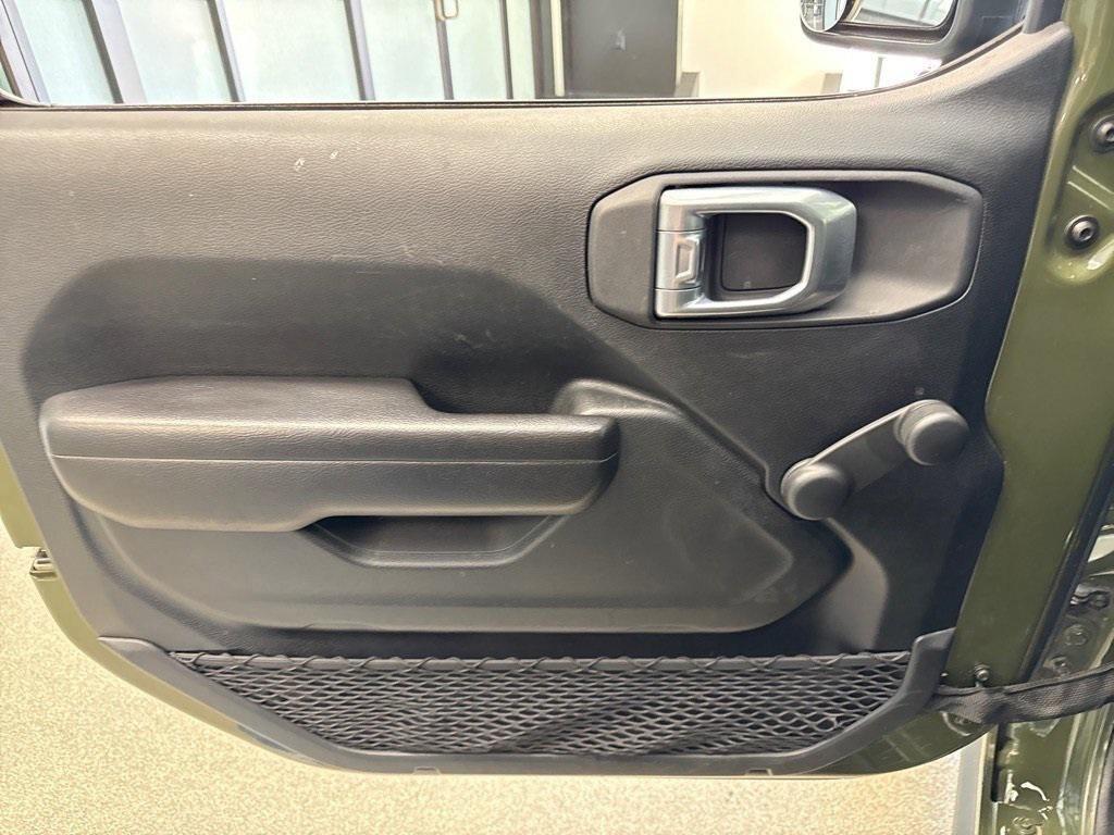 used 2021 Jeep Wrangler Unlimited car, priced at $25,640