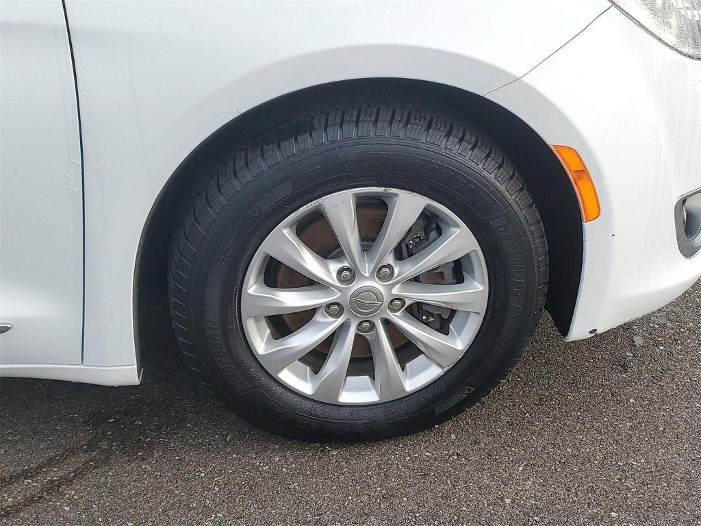 used 2017 Chrysler Pacifica car, priced at $9,950