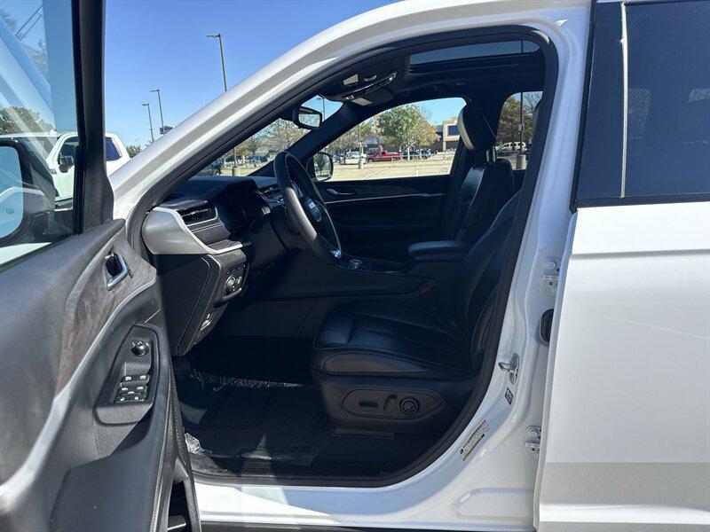 used 2024 Jeep Grand Cherokee 4xe car, priced at $27,888