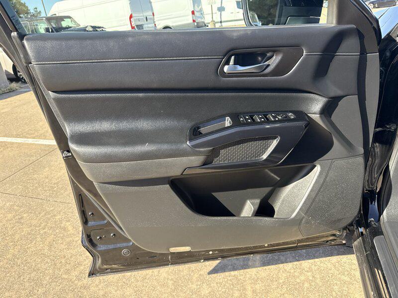 used 2022 Nissan Pathfinder car, priced at $21,888