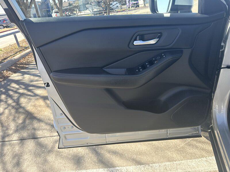 used 2025 Nissan Rogue car, priced at $22,888