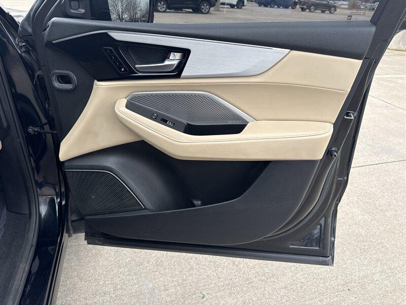 used 2023 Acura MDX car, priced at $33,888