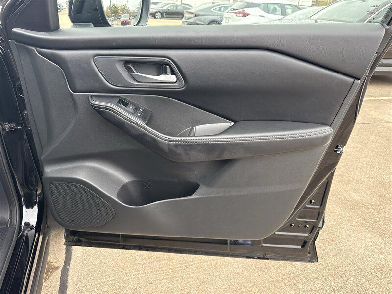 used 2025 Nissan Rogue car, priced at $22,888