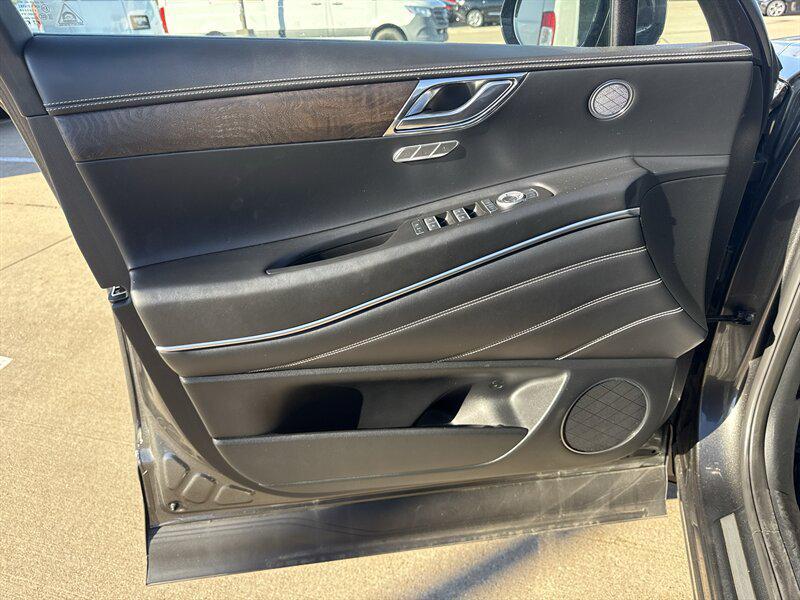 used 2024 Genesis GV80 car, priced at $37,888